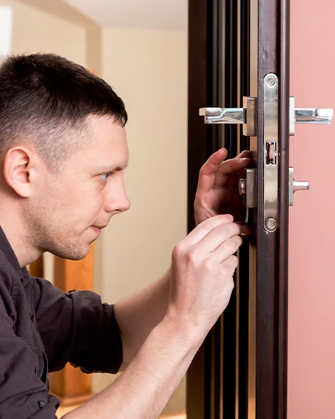 : Professional Locksmith For Commercial And Residential Locksmith Services in Sunrise, FL