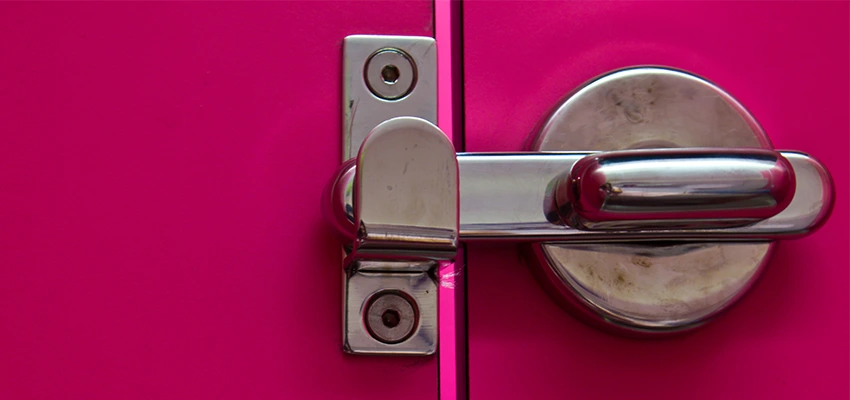 Childproof Gate Lock in Sunrise, Florida